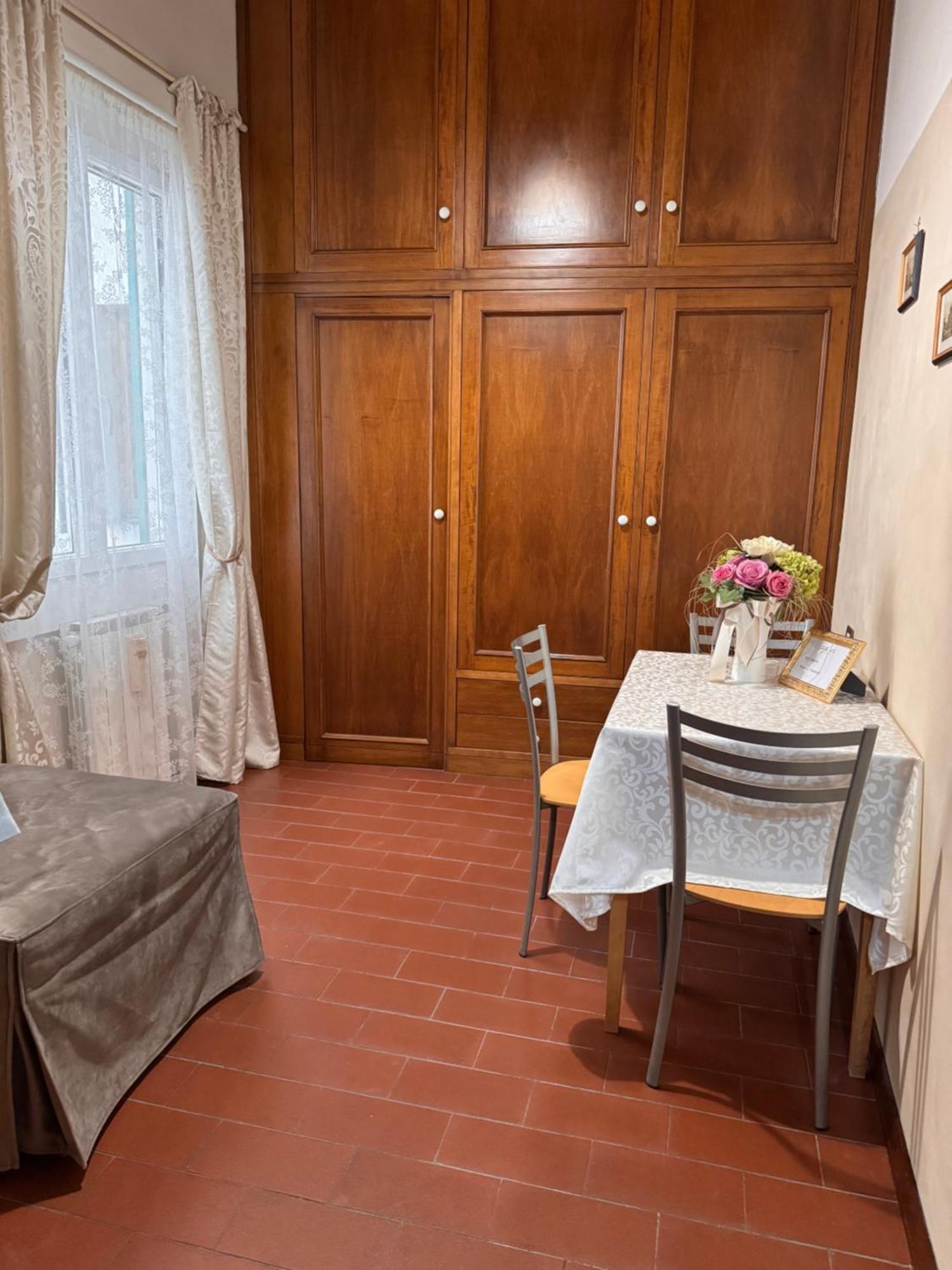 The 65 Suite Florence Luaran gambar